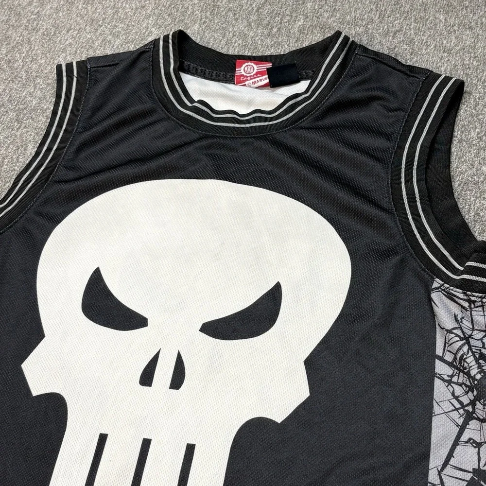Marvel The Punisher Castle Basketball‎ Jersey ~ Men's S Black Mesh Comics